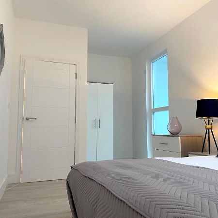 Peak At Fleet Heights Apartment Four ภายนอก รูปภาพ