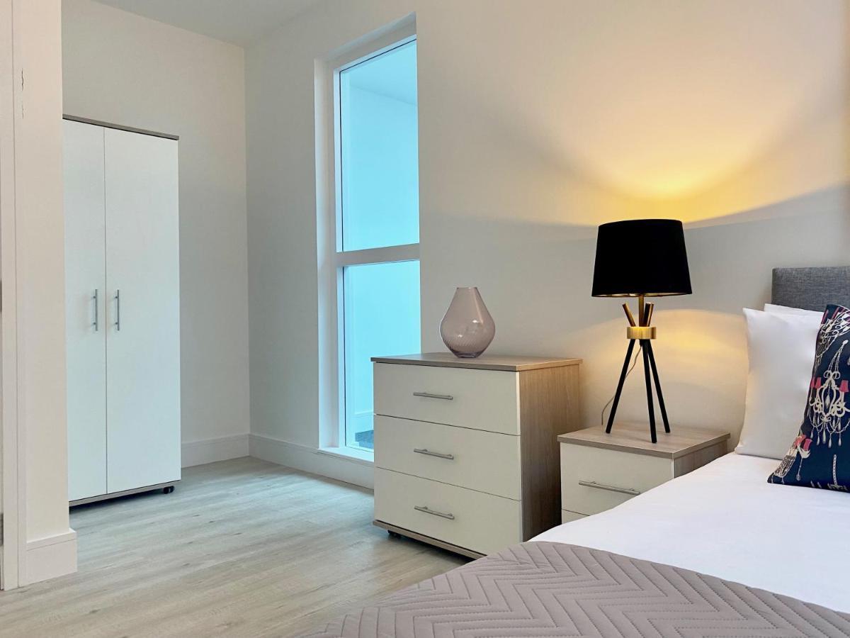 Peak At Fleet Heights Apartment Four ภายนอก รูปภาพ