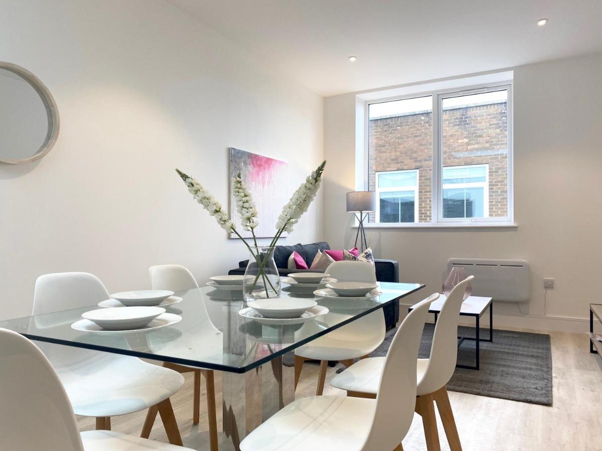 Peak At Fleet Heights Apartment Four ภายนอก รูปภาพ